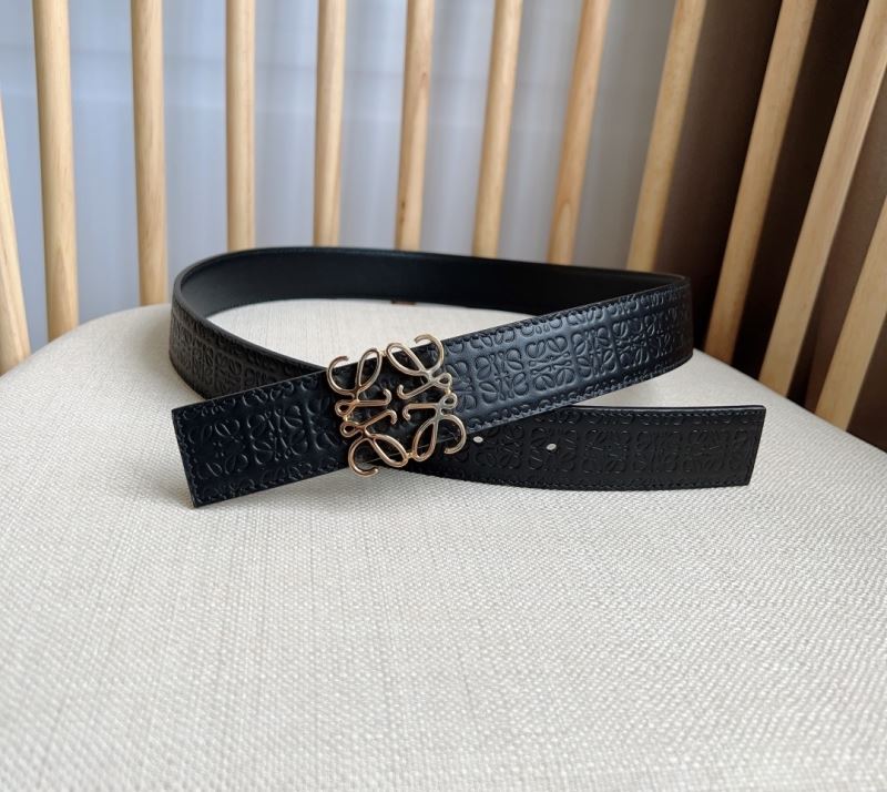 L0ew* belts